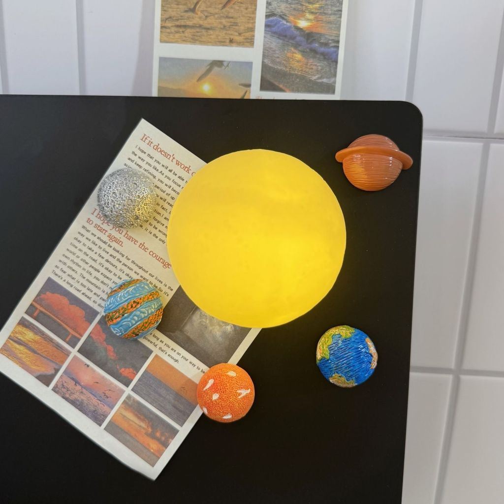 TQ~Creative Planet Glowing Moon Refrigerator Magnetic Sticker ins Pegboard for entryway home decorat