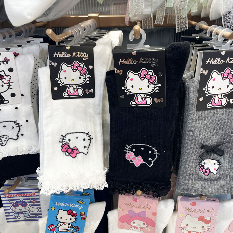 MINISO MINISO MINISO Sanrio Family Series Y3K Ren Vớ-HelloKitty Tất Nữ