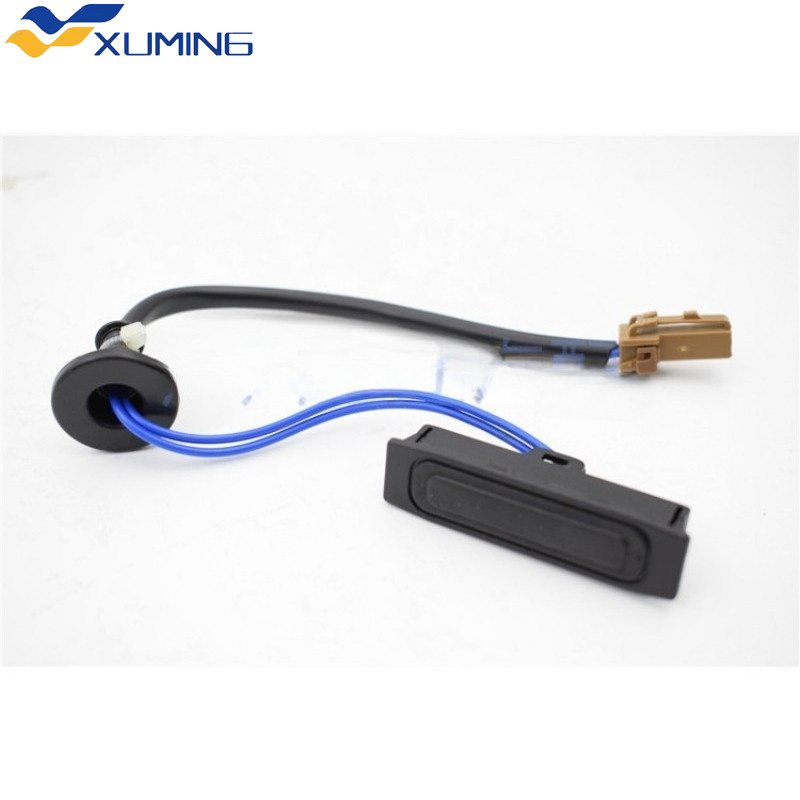 XM Subaru Forester / XV Car Tailgate Switch Trunk Open Switch Phụ kiện nội thất 1 chiếc