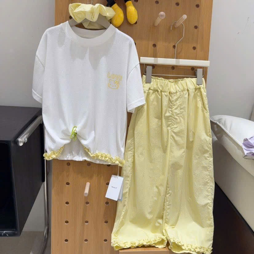 [BBkids] [Size 24-48kg] Hàng nhập QC - Set áo thun kitty quần dài suông kèm cột tóc cho bé gái