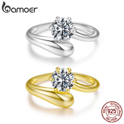 Bạn sẽ yêu nhẫn điều chỉnh được bằng bạc 925 với đá moissanite hai tông - món quà thanh lịch dành cho nàng