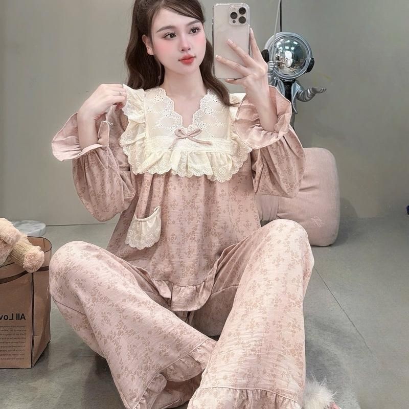 Sammy Bộ Mặc Nhà Cổ V Viền ren bản to chất liệu Đũi Vân mây hoạ tiết xinh xắn dễ thương cho Nữ DD22 Sammy nhiều màu sắc | BigBuy360 - bigbuy360.vn