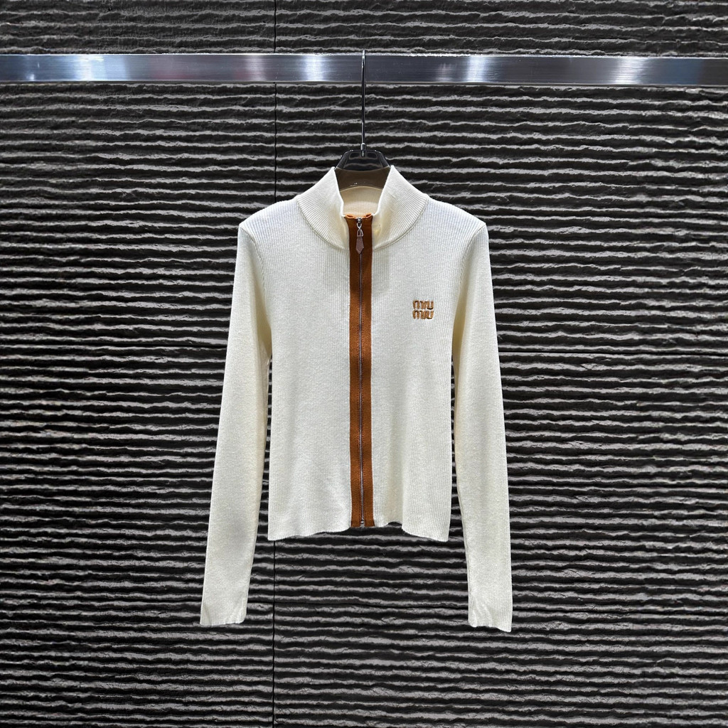 MIU MIU Autumn and Winter New Embroidered Letter Zipper Cardigan Fashion Versatile
