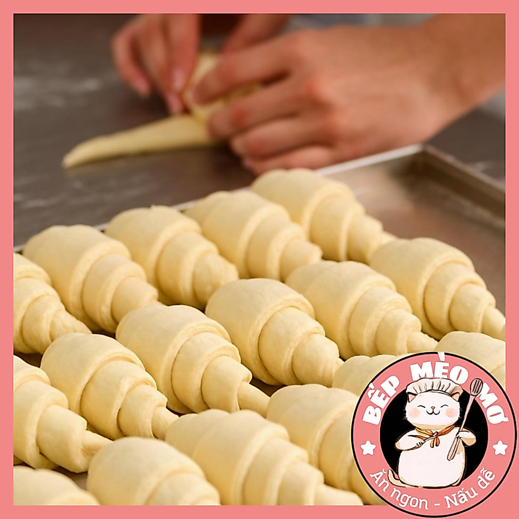 Combo 12c bánh sừng bò mini đông lạnh, Mini frozen croissants 12pcs, thơm ngậy vị bơ