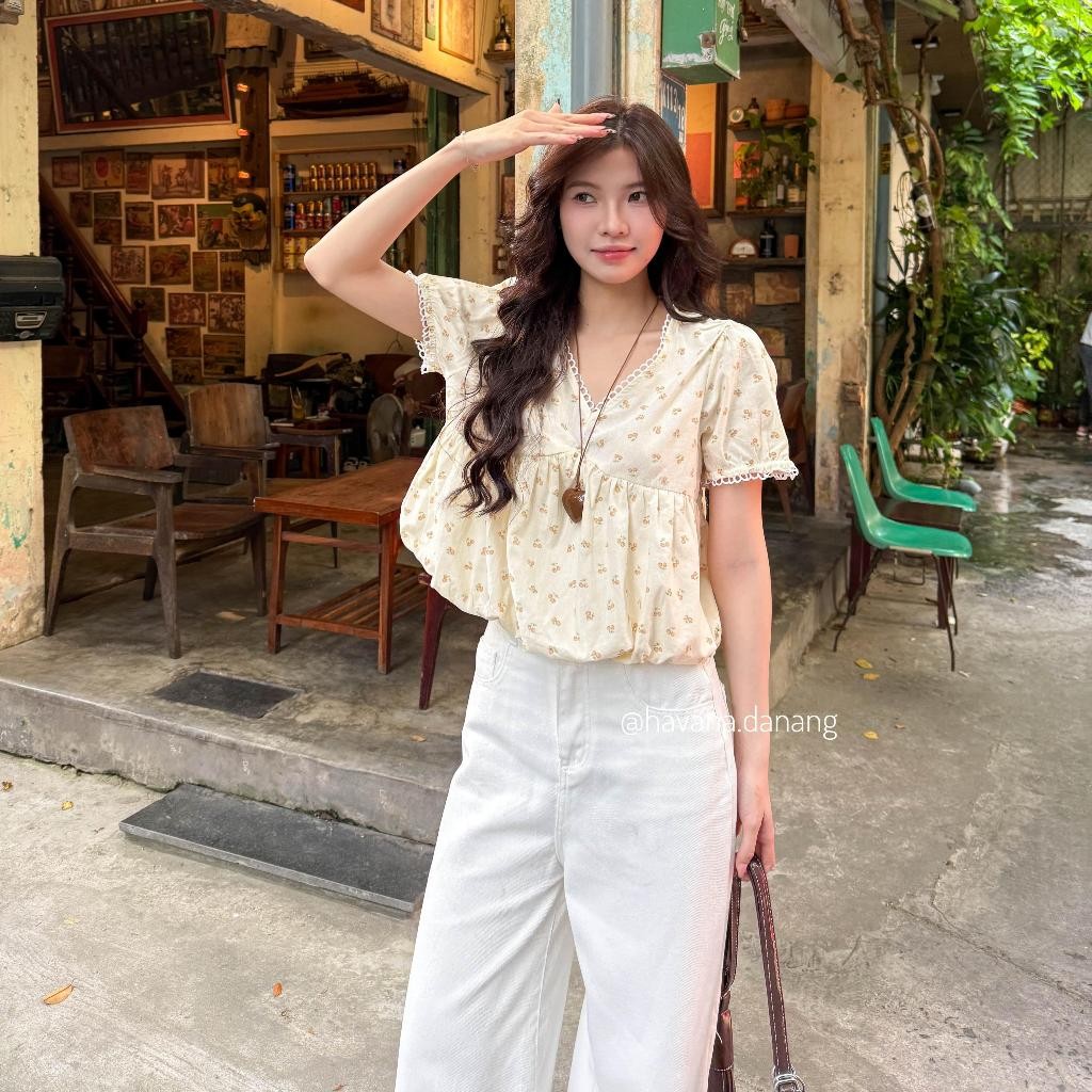 Áo babydoll CHERRY nền be viền ren móc ulzzang AO459