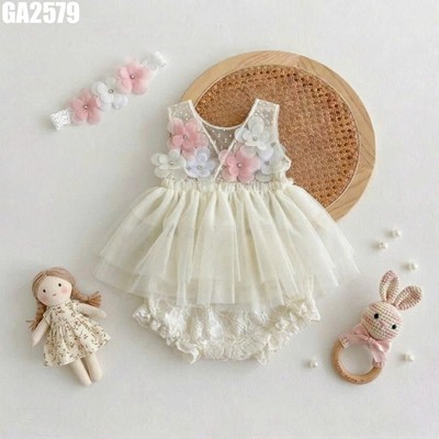 MINTSCLOSET Set áo váy bé gái màu kem phối hoa nổi pastel tùng voan bồng quần bí ren mềm GA2579