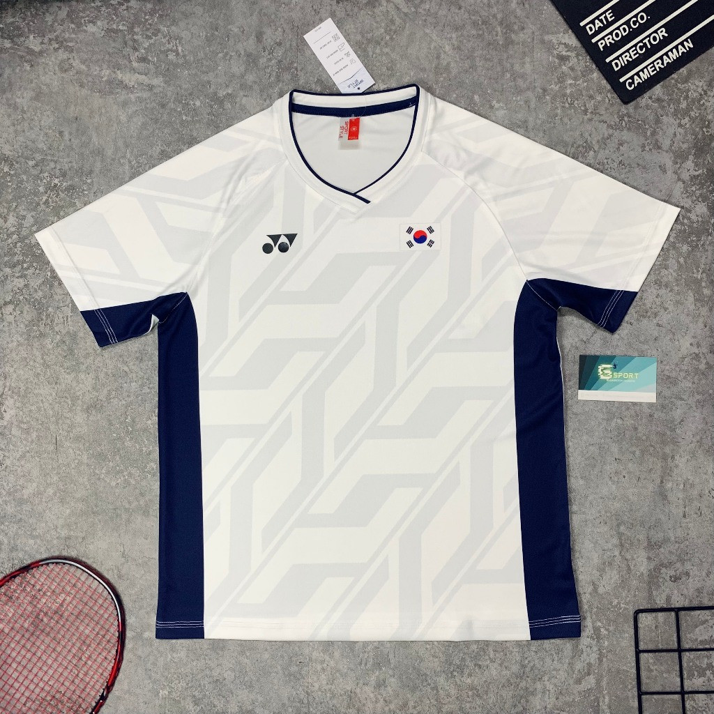 Áo sơ mi cầu lông Yonex màu trắng như đội tuyển Hàn Quốc, chất liệu mát mẻ