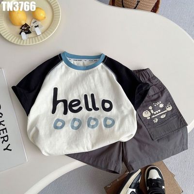 Set Áo Thun Tay Raglan Phối Màu In Chữ Quần Short Kaki Túi Hộp cho bé trai MINTSCLOSET TN3766