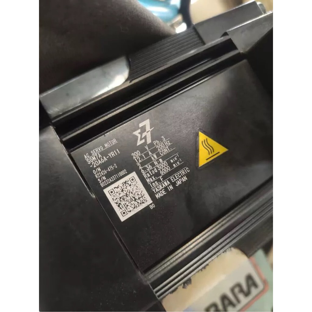 SGM7A-10AFA61/SGM7A-15AFA61/SGM7A-20/50afa61 Yaskawa Tốc Độ Cao Động Cơ Động Cơ Hoàn Toàn Mới