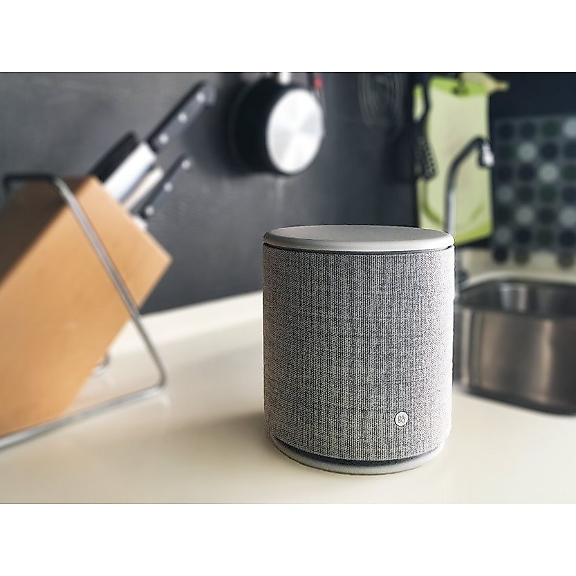 Loa B&O Beoplay M5