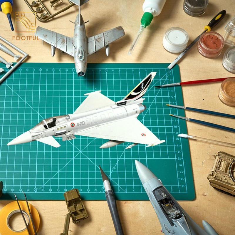 1 / 100 Ef2000 Fighter Jet Replica Diecast Máy bay 1 Máy bay di động tỷ lệ 100