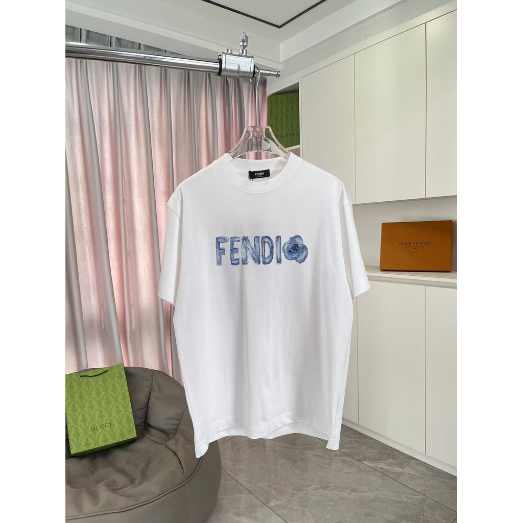 FENDI Mùa Hè Phong Cách Mới Áo Thun Ngắn Tay Nam Nữ Cặp Đôi Áo Mùa Hè Mỹ Hợp Thời Trang Rời Đáy Áo S