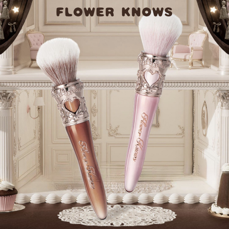 FLOWER BIẾT Blush Sweetheart Bear Series Đầu Tròn Blush Brush Dụng Cụ Trang Điểm Mềm