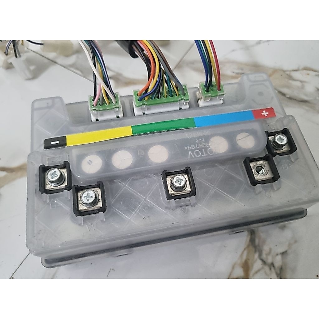 votol 80s cũ,mới 90% kèm full giắc còn hơi mới.