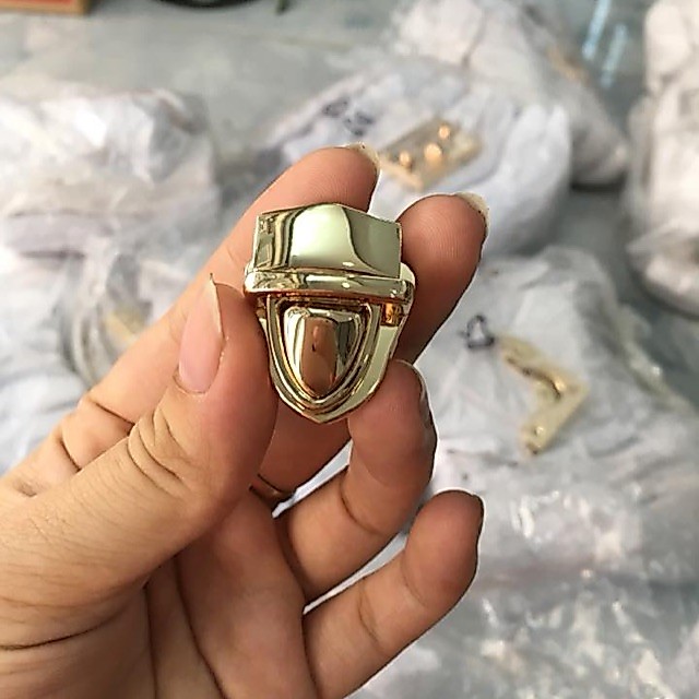 Khoá sập mỏ vịt mini
