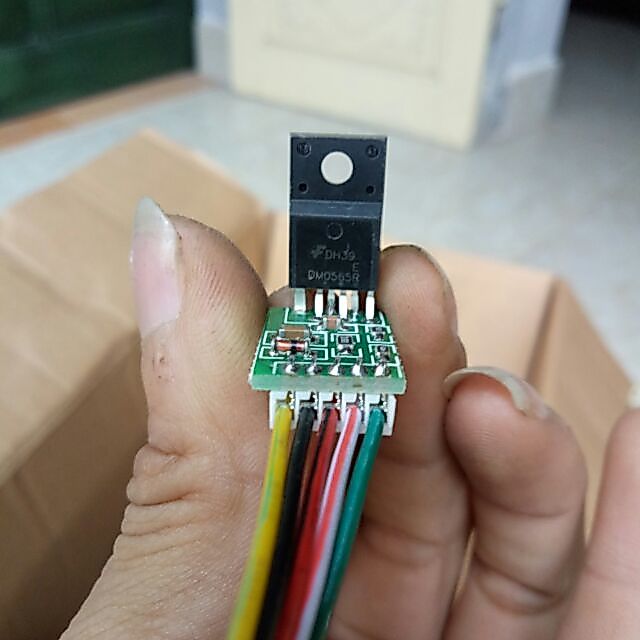 Bo độ nguồn 5 dây dm0565r