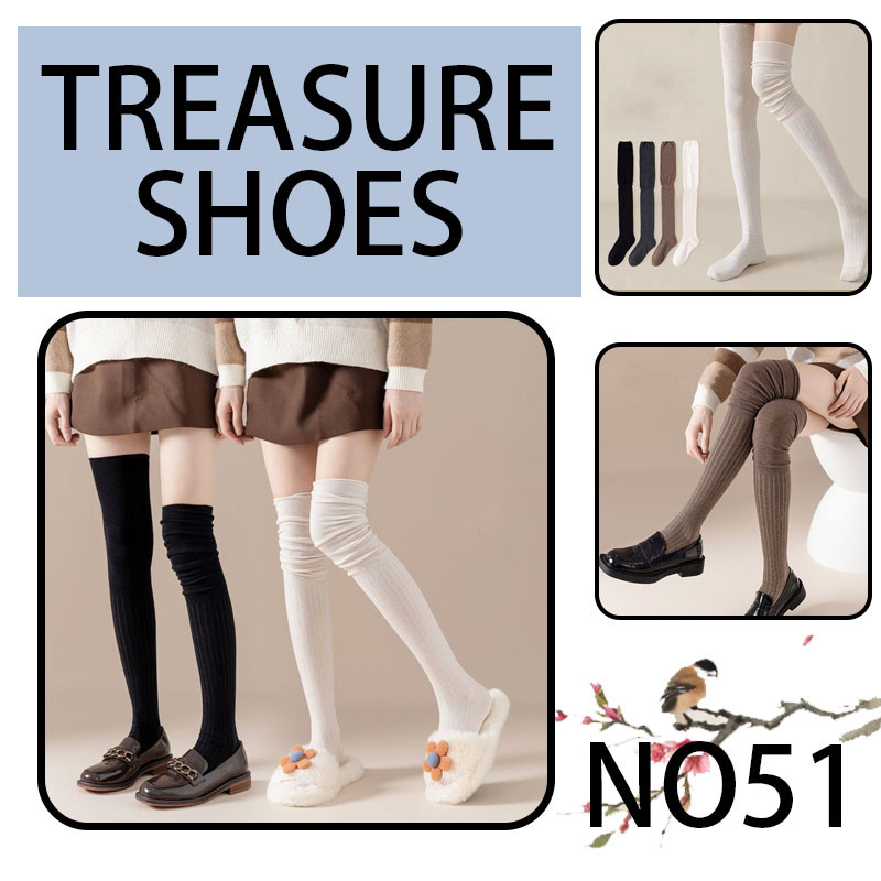 Tất over-the-knee phong cách JK dễ thương cho mùa thu đông