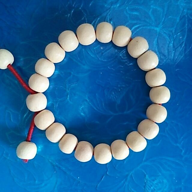 Combo 2 vòng dâu tằm cho bé