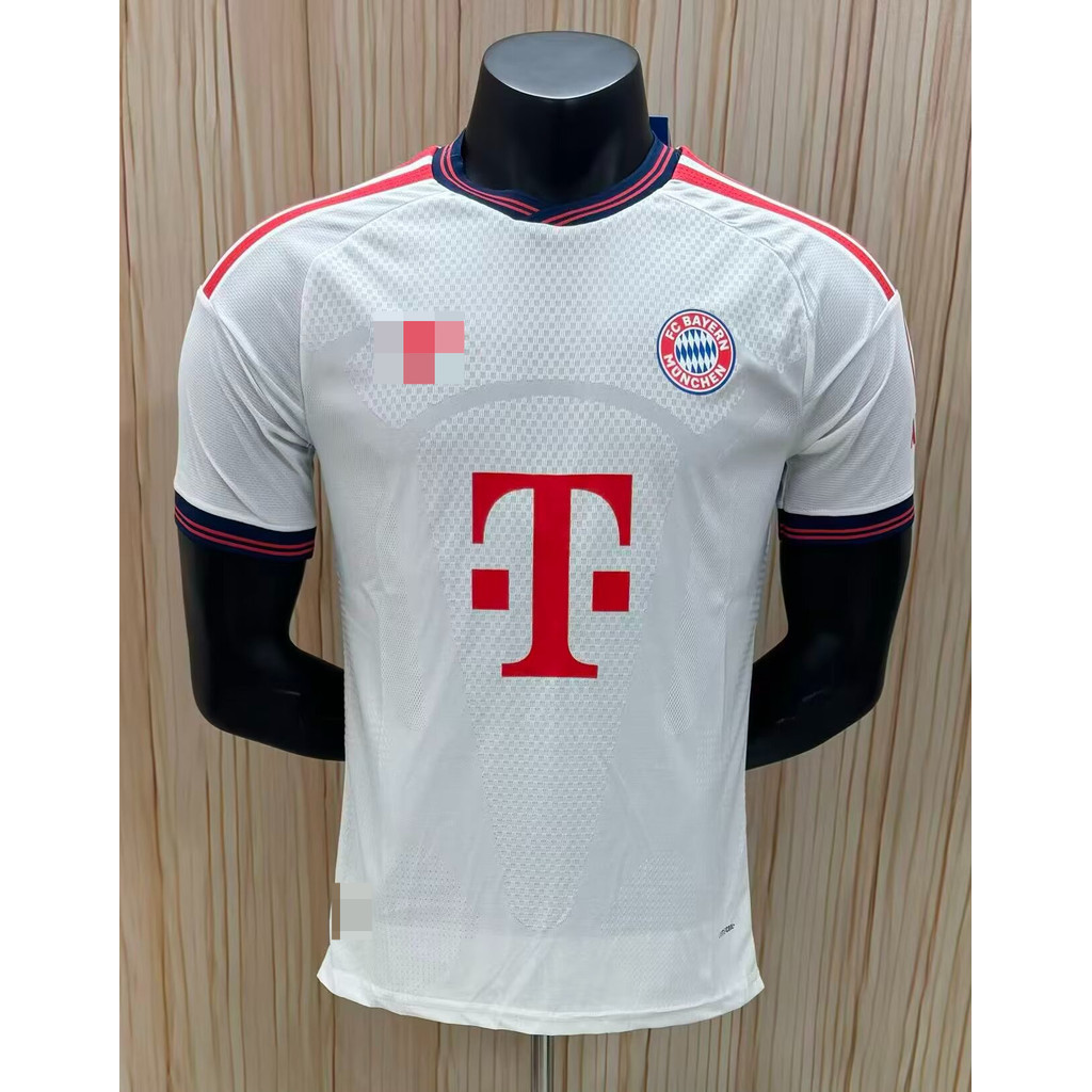 Phiên bản cầu thủ 26 / 27 FC Bayern Munich Áo thun ngắn tay thể thao bóng đá sân khách