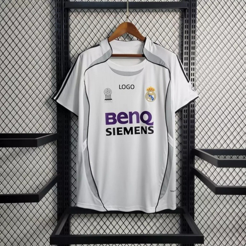 Áo sơ mi bóng đá sân nhà Real Madrid mùa 2006/07