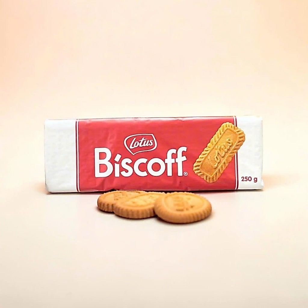 Bánh Lotus Biscoff Biscuit Vị Caramel Giòn Rụm Từ Úc