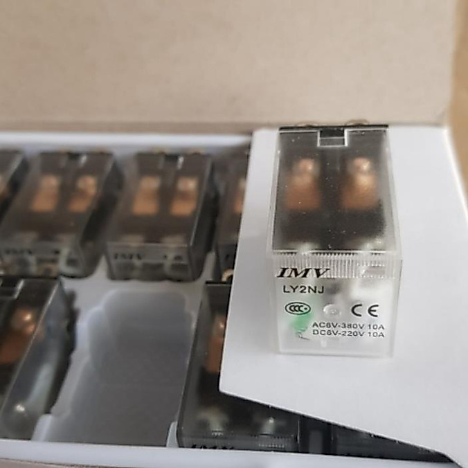 999 Relay trung gian LY2N-J (IMV) rơ le 8 chân dẹp lớn điện áp 12VDC, 24VDC, 220VAC chất lượng tốt -