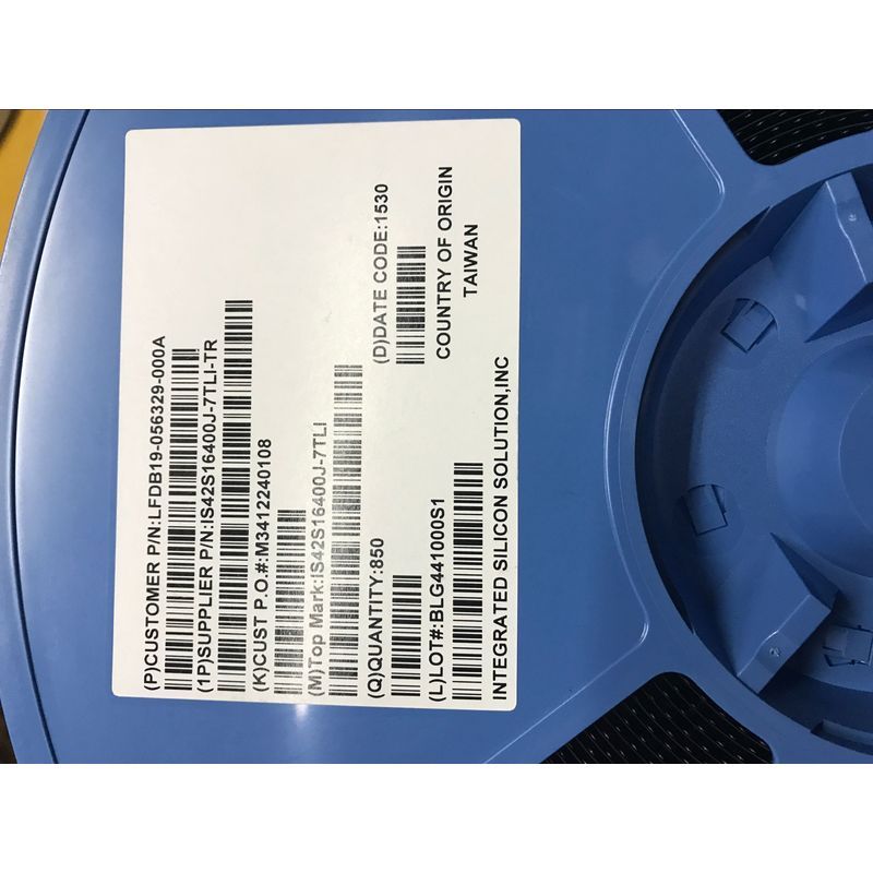 IS42S16400J-7TLI-TR TSOP54 Mạch tích hợp IC Linh kiện điện tử Đặt hàng BOM