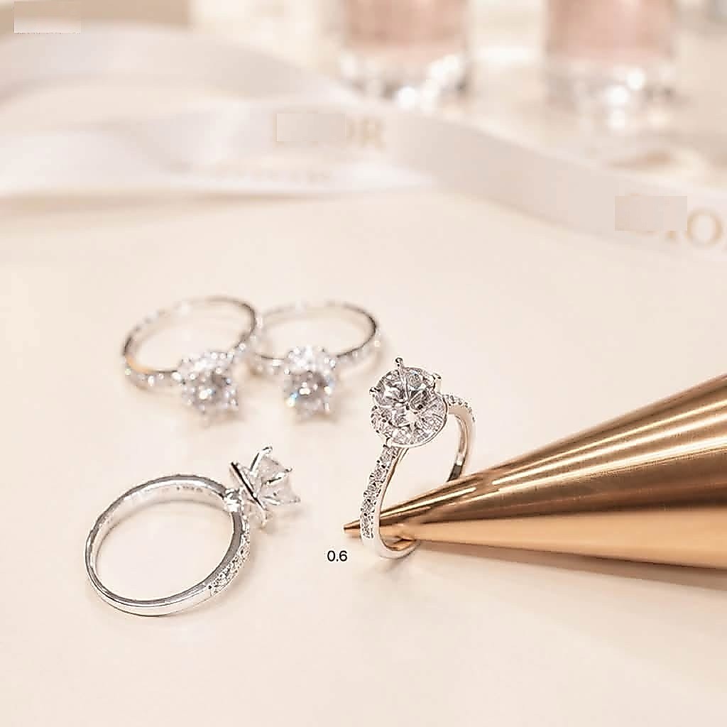 Nhẫn nữ hàng đá bạc ta cho nữ