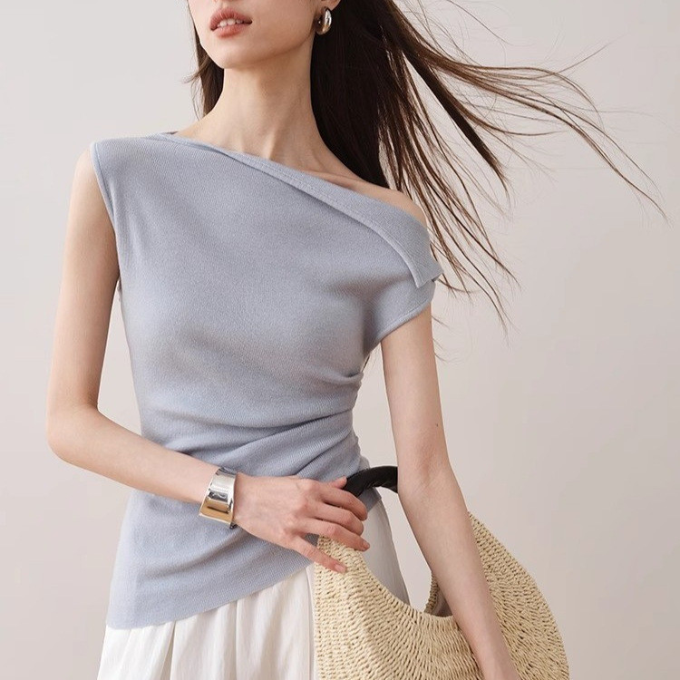01CI Asymmetrical off-shoulder sleeveless T Shirt2025Summer new slim-fit solid color pleated top T
