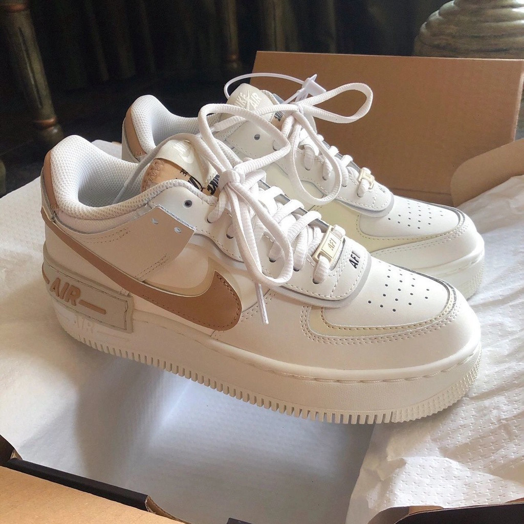 Còn hàng NIK-E Shadow Af1 Cream Leather Sách nhỏ màu đỏ giống nhau Giày thể thao thông thường đa năn