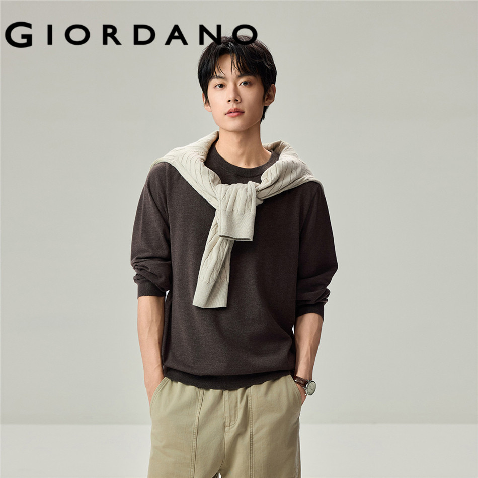 GIORDANO MEN Solid color crewneck sweater 13056636