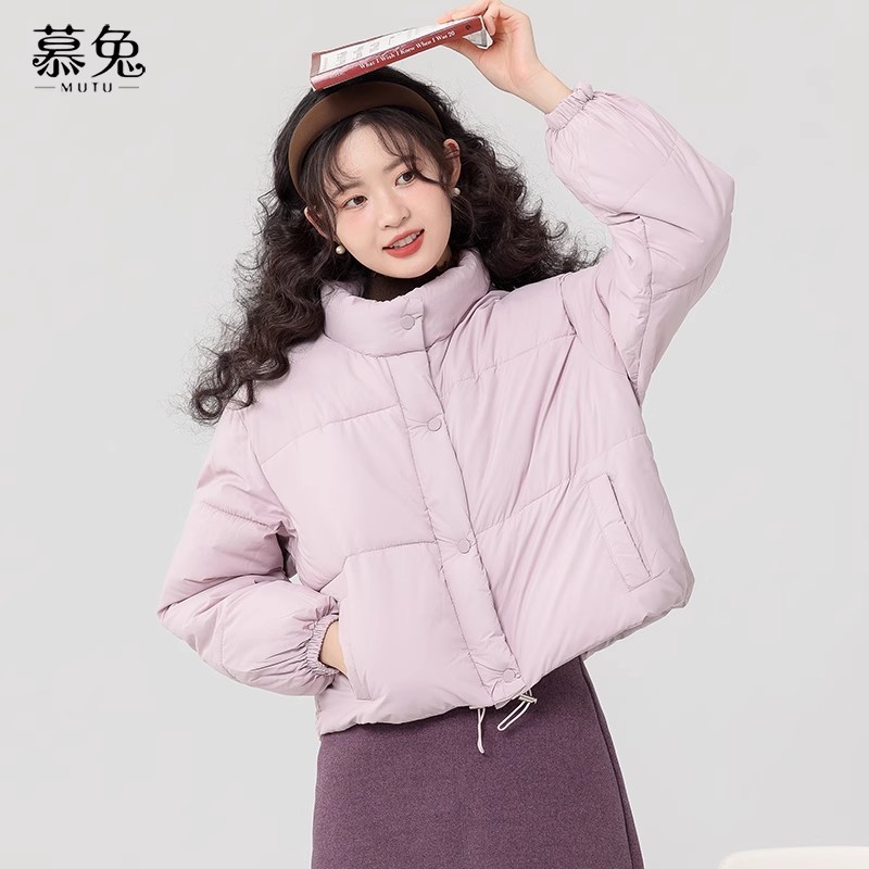 Mutu Sữa Áo Khoác Cotton Cổ Đứng Lên Cho Nữ Mùa Đông 2025 - Phong Cách Mới và Ấm Áp