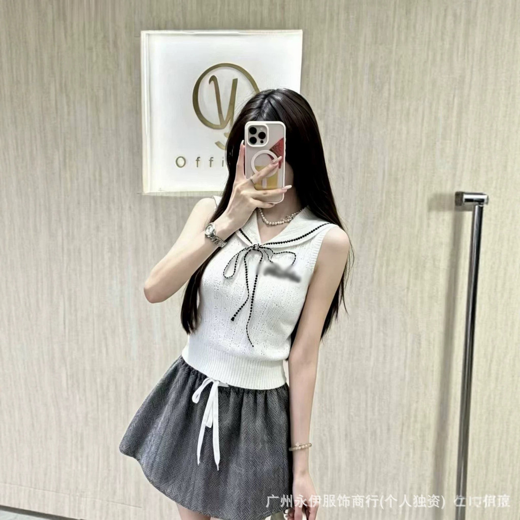 DLQR MU Navy collar sleeveless knitted vest, new summer style, sweet and slim-fitting with bow ties 