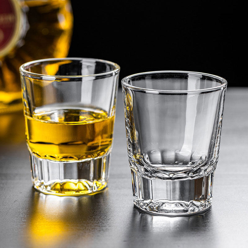 Bộ Thủy Tinh Rượu Vang Trắng Hai Liang Bộ Rượu Hộ Gia Đình Một Sip Glass 2 Liang Ánh Sáng Giá Trị Ca