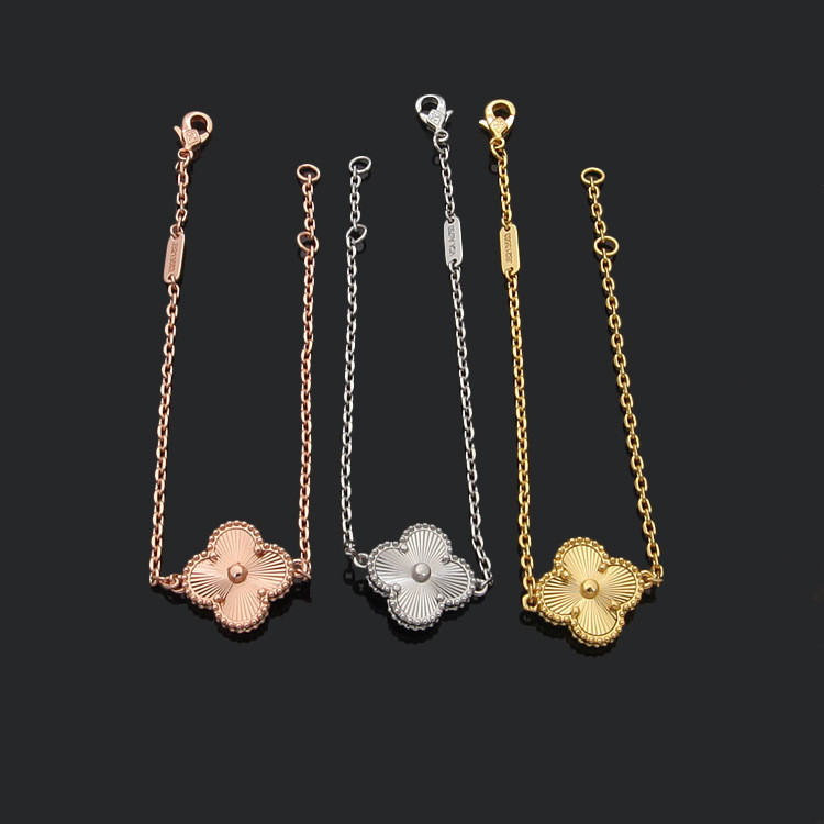 2K3C Four-leaf clover bracelet for women, single bracelet with diamond-shaped carved pattern and flo