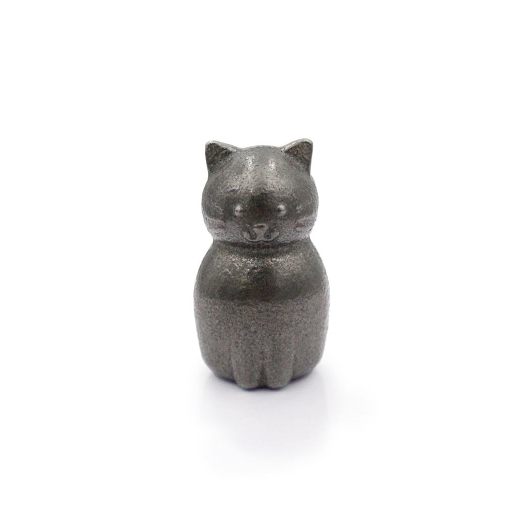 CLEAN HOUSE Cast Iron Egg Nambu Ironware Made in Japan Cat-shaped Iron Cat Produced in Iwate Prefect
