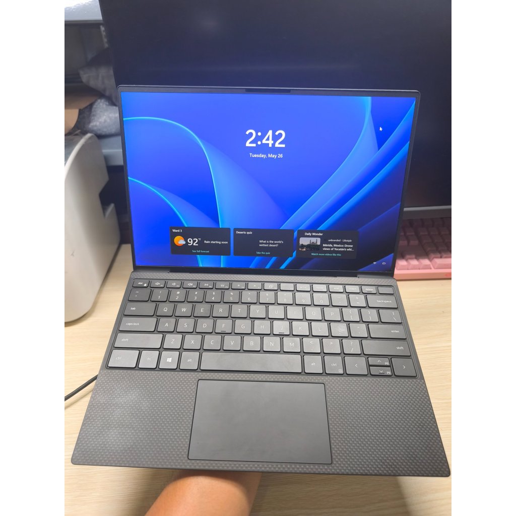 Laptop Cũ  DELL XPS 9300 | I7-1065G7 | 16GB | 256GB | 13.4" FHD+