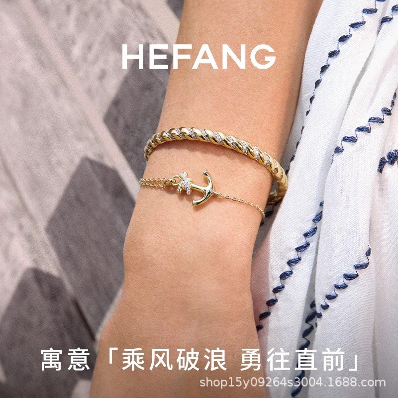 Jeweled Lustrous Bracelet Light luxury and elegant accessories, high-end stylish open bangle bracele
