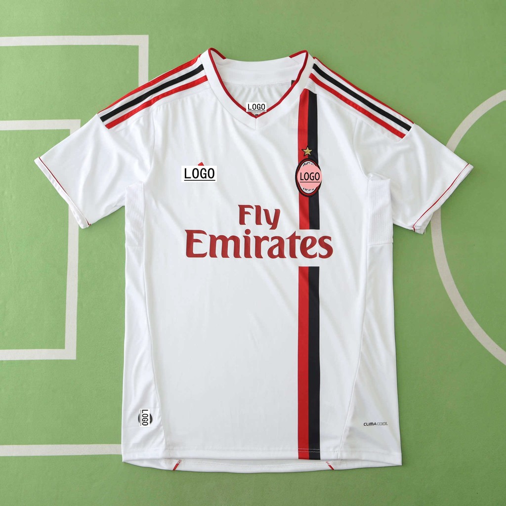1112 Game Season AC Milan Away Retro Fan Phiên bản