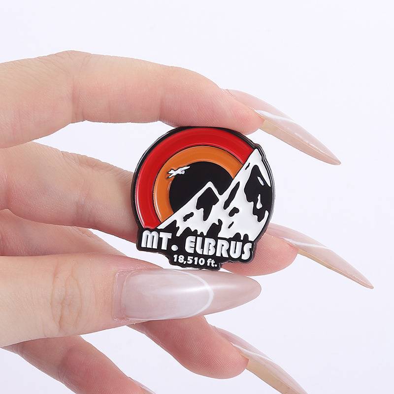 PNPIA- Nga Elbrus Gắn Men Chân Phong Cảnh Tự Nhiên Bình Minh Núi Tuyết Trâm Cài Bapa Ve Áo Huy Hiệu 