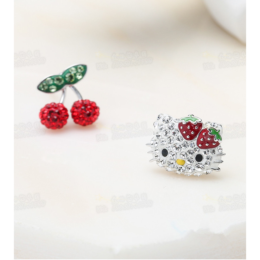 Hàng sẵn có [Túi quà tặng hộp] Swarovski Crystal hello kitty hello kitty Cherry Bông tai bất đối xứn