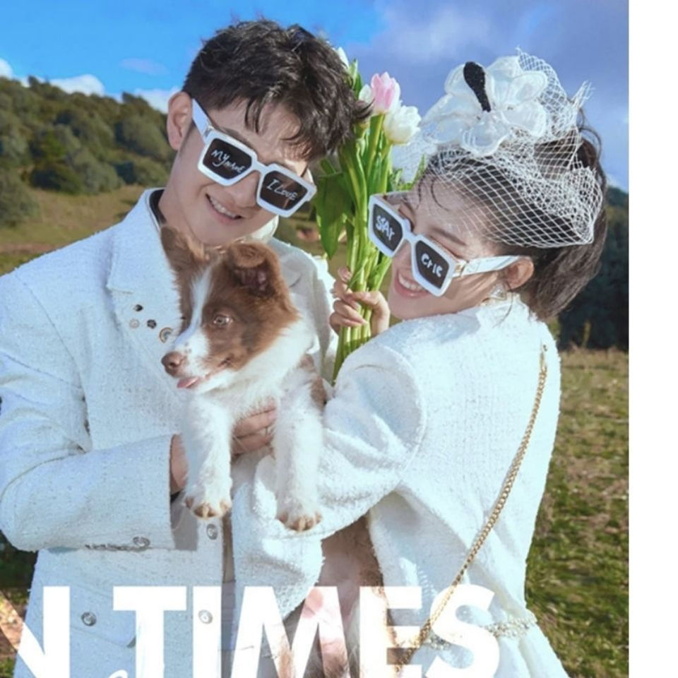 Props Glasses, new styles, street photography, new products, outdoor shots12y Couple's Sunglasses fo