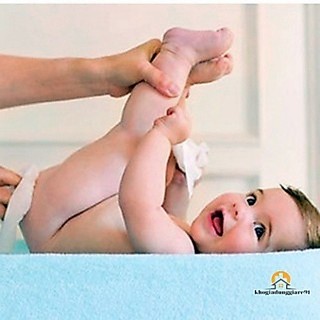 1 GÓI KHĂN GIẤY ƯỚT