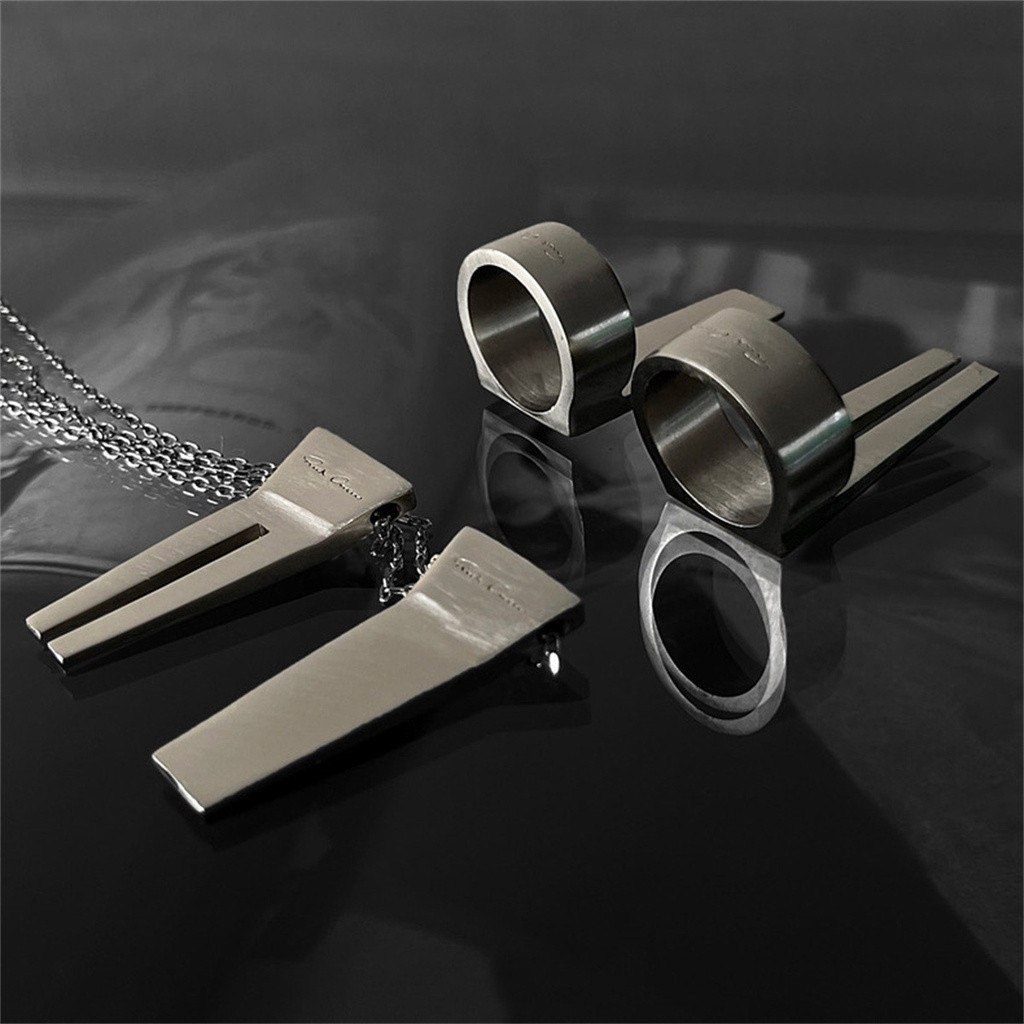 RICK OWENS RO