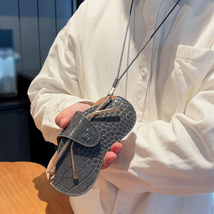 Genuine leather crocodile pattern glasses case, sunglasses storage bag, neck strap, portable glasses