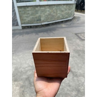 hộp gỗ vuông cắm hoa