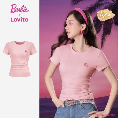 (New Arrival) Barbie™ X Lovito Áo Thun Nữ Hồng Thời Trang Xuân/Hè Tay Ngắn Cổ Tròn Thêu Họa Tiết Nhún Co LBL5AD043
