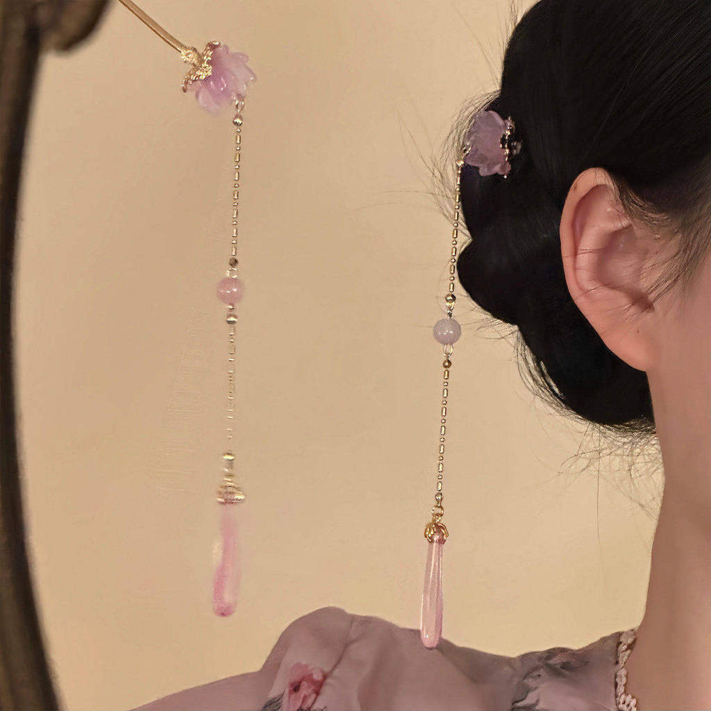 Preferred#New Chinese-style elegant pink floral tassel hairpin with a retro cool vibe, artistic and 