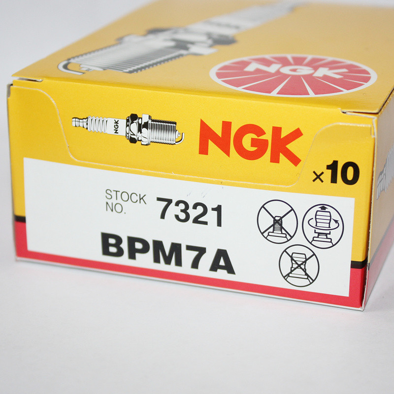 Bugi NGK BPM7A Thích Hợp Cho L7T L7TC Máy Cắt Cỏ Động Cơ Xăng Nhỏ Ván Lướt Máy Cưa Xích Di Động