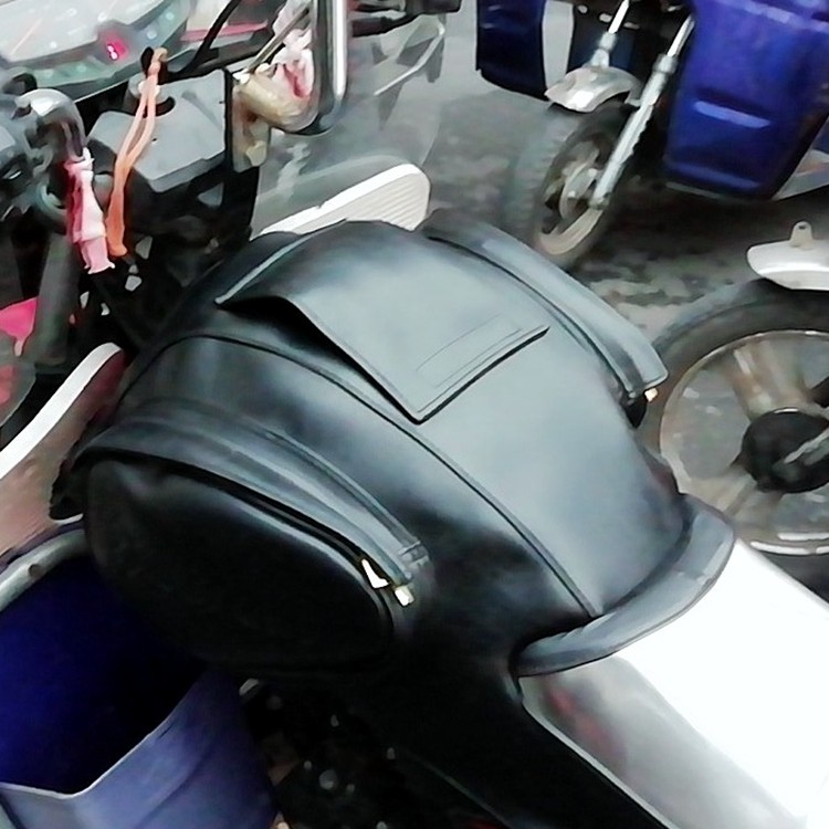Thích hợp cho Haojue Suzuki Hujun GR150 Vỏ bình xăng xe máy QS150-5 / 10 Vỏ chống mài mòn chống nước